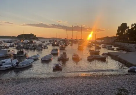 Let it be Taxi Hvar best places for photos